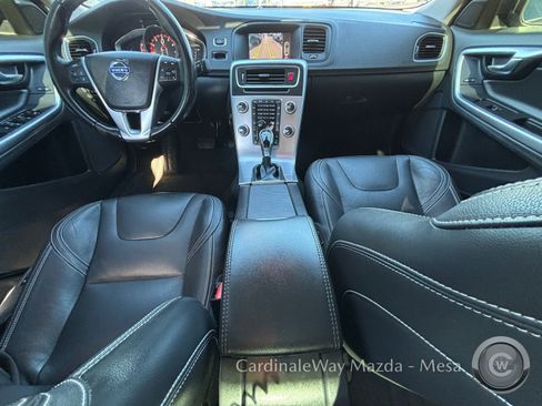 Used 2018 Volvo S60 T5 Dynamic w/ Vision Package image 16