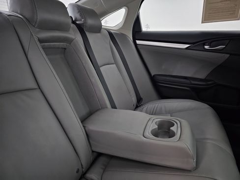 Used 2020 Honda Civic EX-L image 26