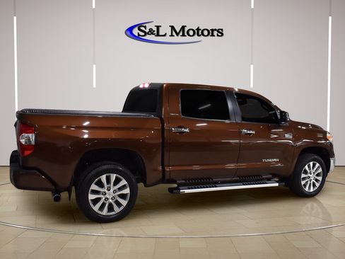 Used 2016 Toyota Tundra Limited w/ Limited Premium Package AWD/4WD image 8