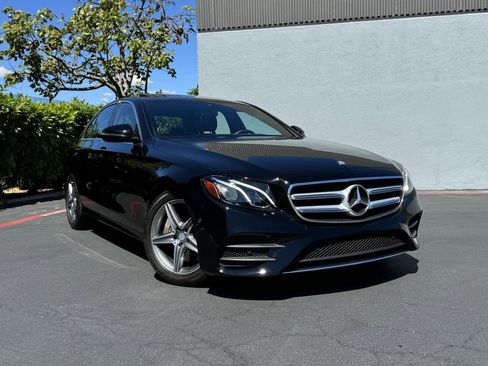 Used 2017 Mercedes-Benz E 300 image 3