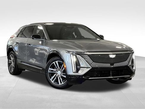 Used 2024 Cadillac Lyriq Luxury RWD image 7