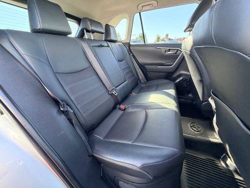 Used 2021 Toyota RAV4 Limited AWD/4WD image 22
