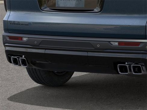 New 2026 Chevrolet Traverse LT w/ Midnight/Sport Edition image 14