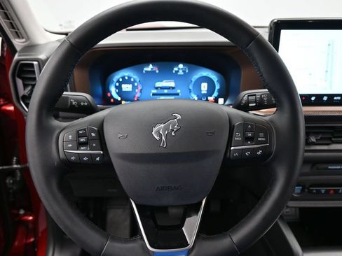 Certified 2025 Ford Bronco Sport Outer Banks w/ Outer Banks Tech Package+ AWD/4WD image 15