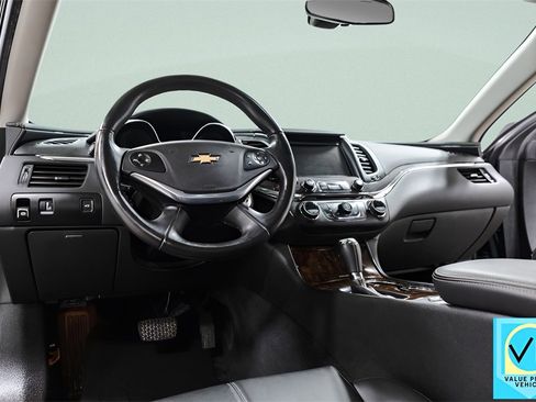Used 2014 Chevrolet Impala LT image 27