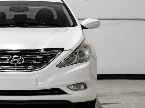 Used 2012 Hyundai Sonata SE w/ Navigation & Sunroof Pkg FWD image 55