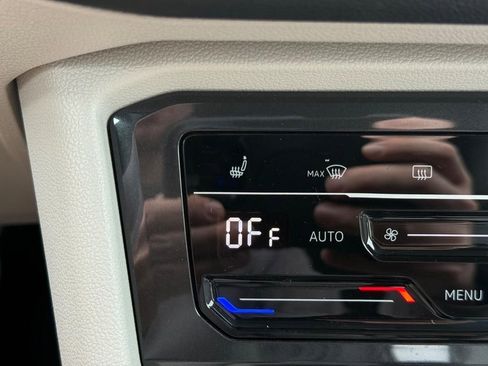 Certified 2023 Volkswagen Tiguan SE AWD/4WD image 21