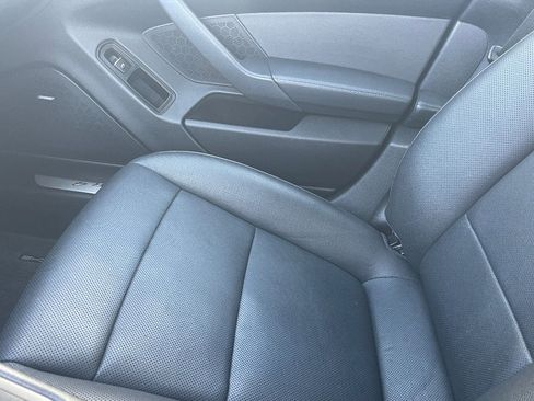 Used 2011 Porsche Panamera 4 image 17