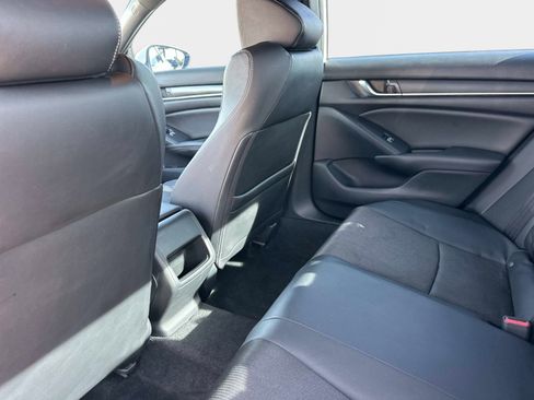 Used 2019 Honda Accord Sport image 14