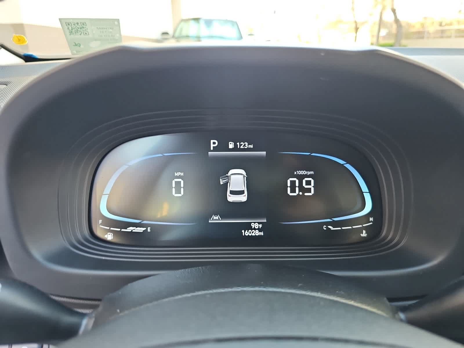 Certified 2024 Hyundai Venue SEL FWD image 22