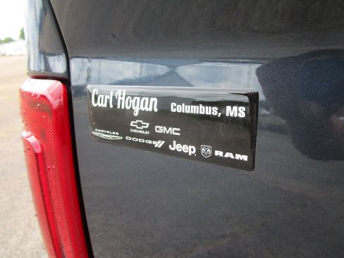 New 2026 RAM 2500 Laramie AWD/4WD image 12