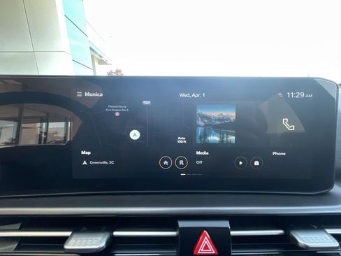 Used 2026 Kia Sportage SX image 13