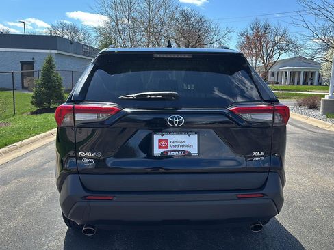 Used 2020 Toyota RAV4 XLE w/ Convenience Package image 7