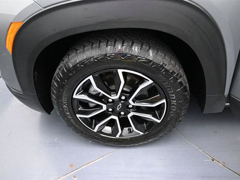 Used 2024 Chevrolet TrailBlazer ACTIV w/ Convenience Package FWD image 27