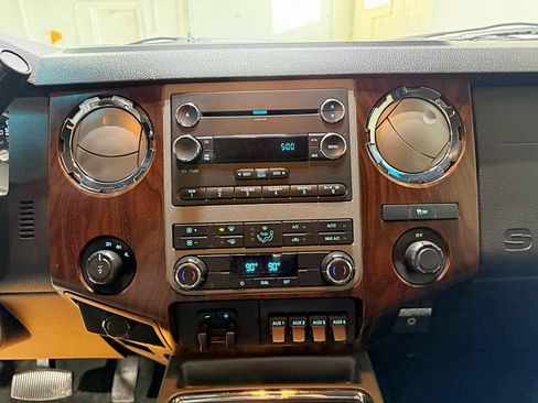 Used 2012 Ford F350 Lariat w/ Snow Plow Prep Pkg image 18