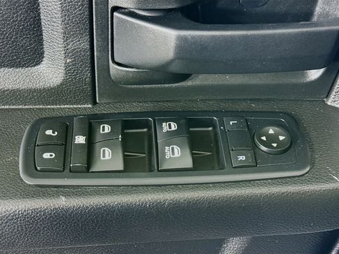 Used 2019 RAM 1500 Tradesman image 23