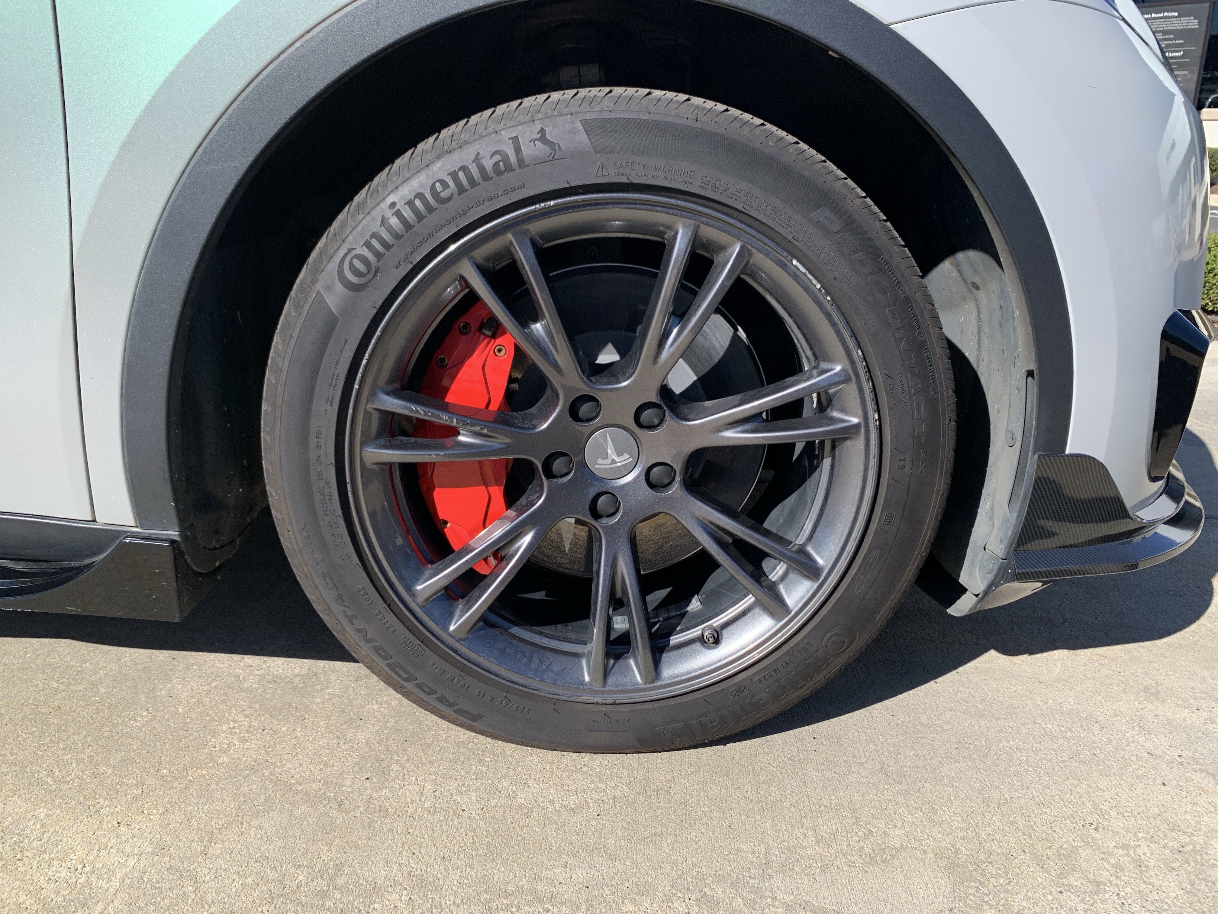 Used 2024 Tesla Model Y Long Range AWD/4WD image 13