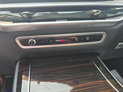 Used 2024 BMW X5 xDrive50e AWD/4WD image 22