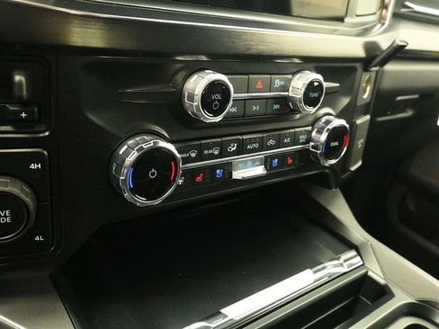 New 2026 Ford F450 Lariat image 17