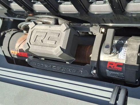 Used 2020 Jeep Gladiator Rubicon w/ Dual Top Group image 31