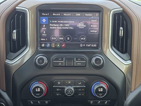 Used 2023 Chevrolet Silverado 2500 High Country w/ Z71 Off-Road Package AWD/4WD image 16