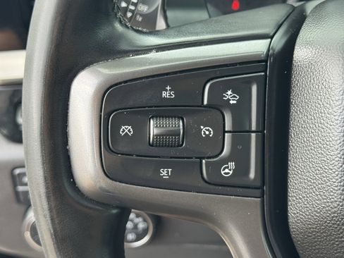 Used 2024 Chevrolet Silverado 1500 ZR2 w/ Technology Package image 24