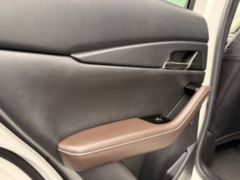 Used 2021 MAZDA CX-30 2.5 Turbo w/ Premium Plus Pkg image 9