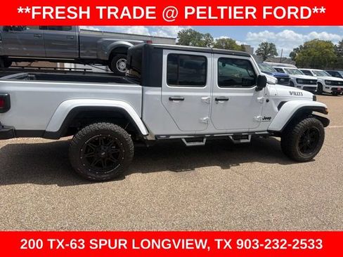 Used 2023 Jeep Gladiator Sport AWD/4WD image 12