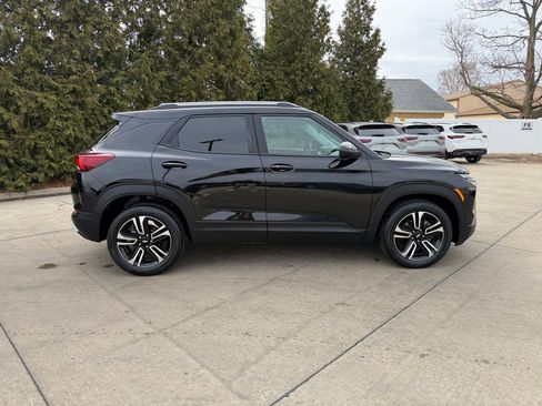 Used 2024 Chevrolet TrailBlazer LT w/ LT Cold Weather Package image 31