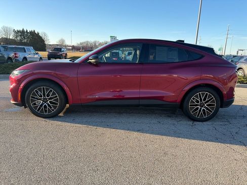 Used 2025 Ford Mustang Mach-E Premium image 4