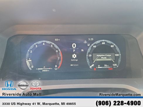 Used 2024 Toyota Tacoma Limited w/ Limited Package (LT) AWD/4WD image 16