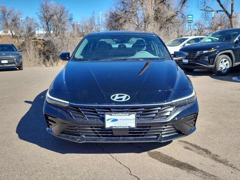 Certified 2024 Hyundai Elantra SEL w/ Convenience Package FWD image 13