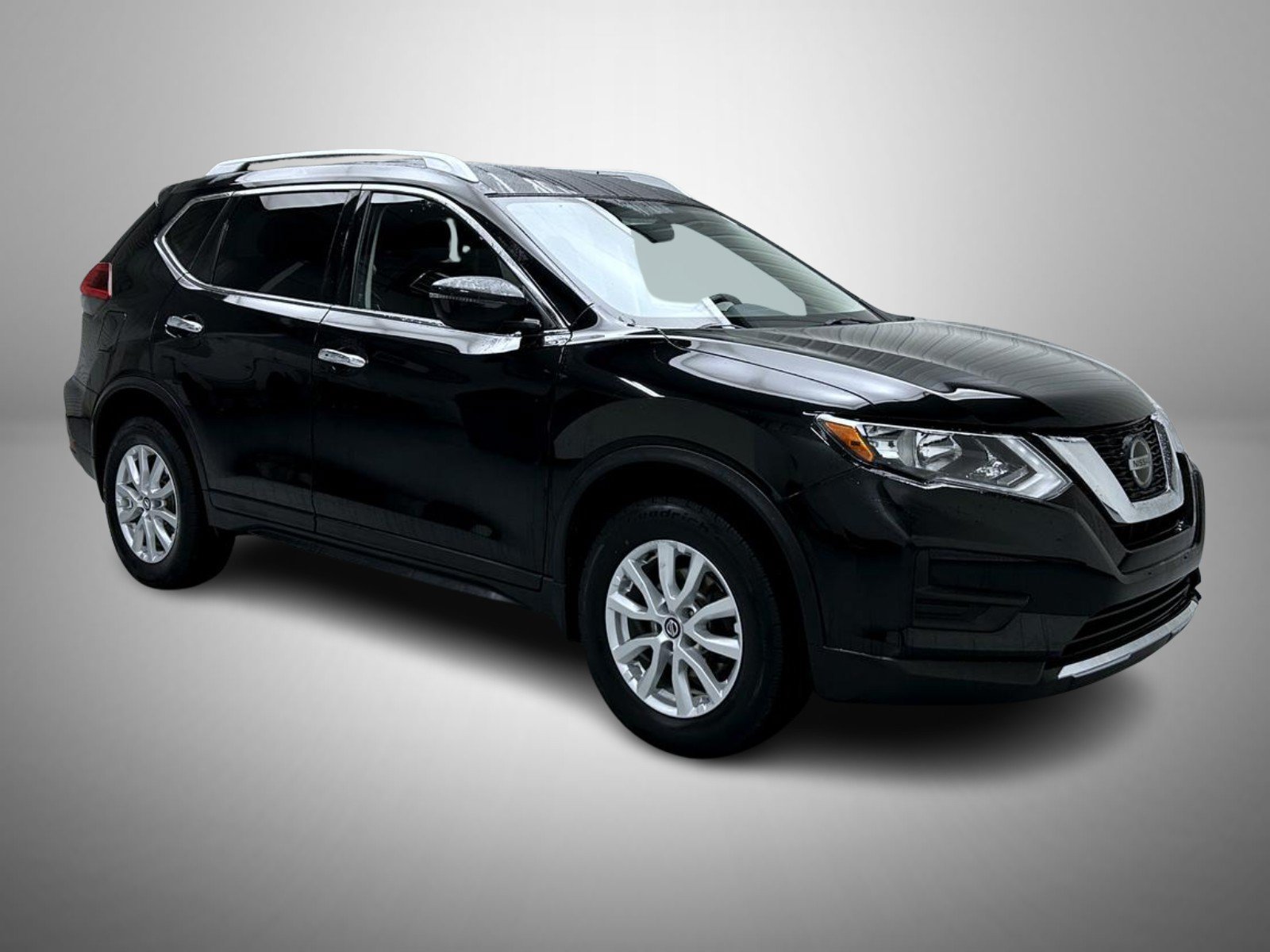 Used 2018 Nissan Rogue SV AWD/4WD image 3