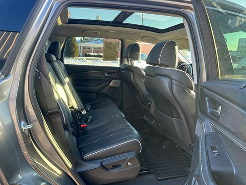 Used 2025 Acura MDX w/ Advance Package image 18