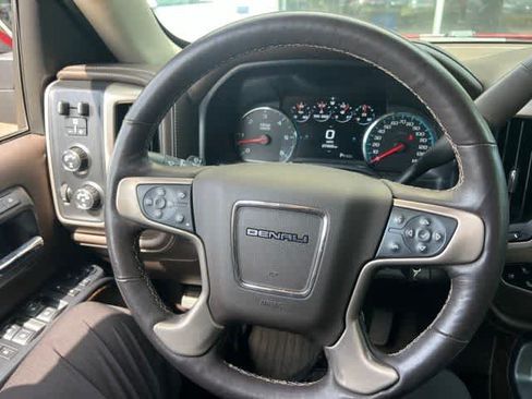 Used 2018 GMC Sierra 1500 Denali w/ Denali Ultimate Package AWD/4WD image 15