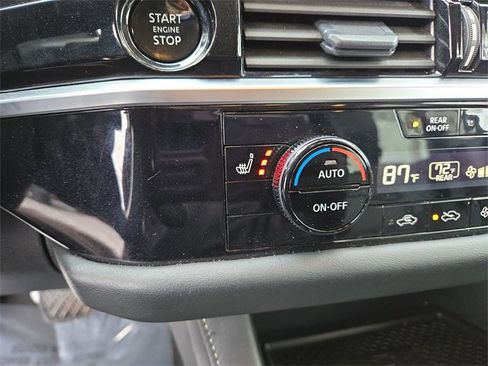 Certified 2025 Nissan Pathfinder SL image 21