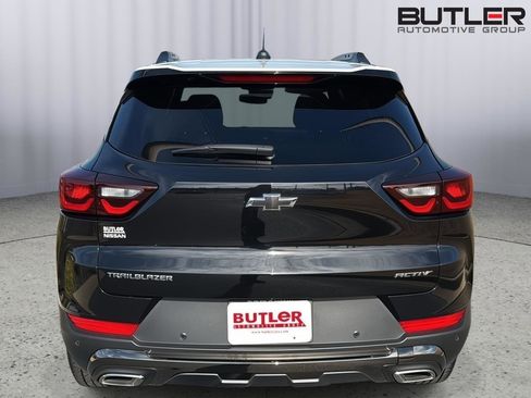 Used 2025 Chevrolet TrailBlazer ACTIV w/ Convenience Package image 4