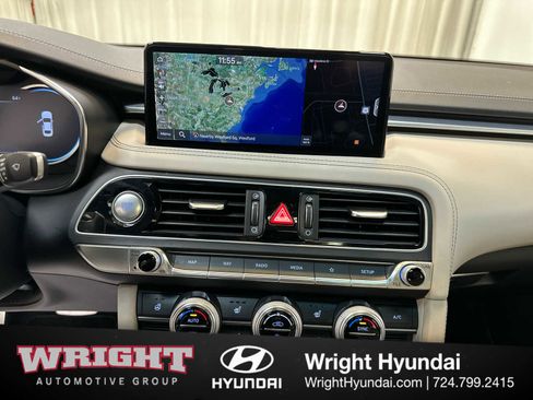 Certified 2023 Genesis G70 2.0T w/ Sport Prestige Package image 24