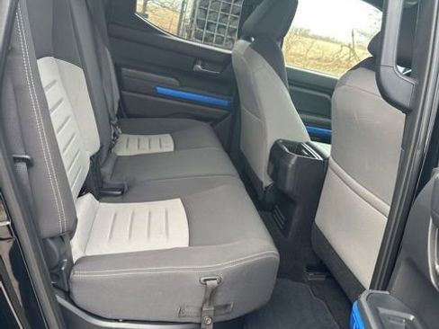 Used 2024 Toyota Tacoma TRD Off-Road image 41