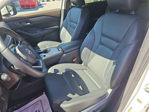 Used 2023 Nissan Rogue SL FWD image 20