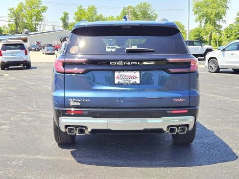 New 2026 GMC Acadia Denali w/ Super Cruise Package FWD image 4