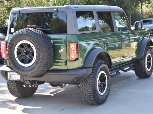 Certified 2023 Ford Bronco Badlands w/ Sasquatch Package AWD/4WD image 8