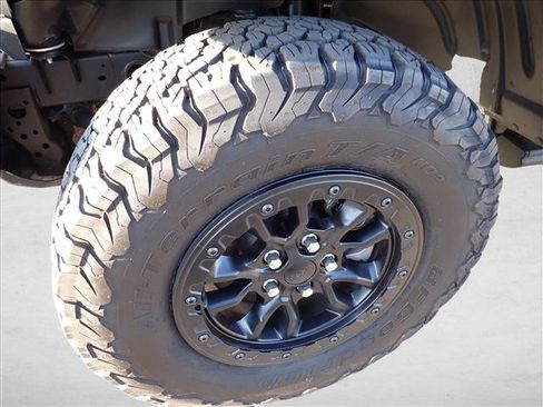 Used 2023 Jeep Wrangler Unlimited Rubicon 4xe AWD/4WD image 7