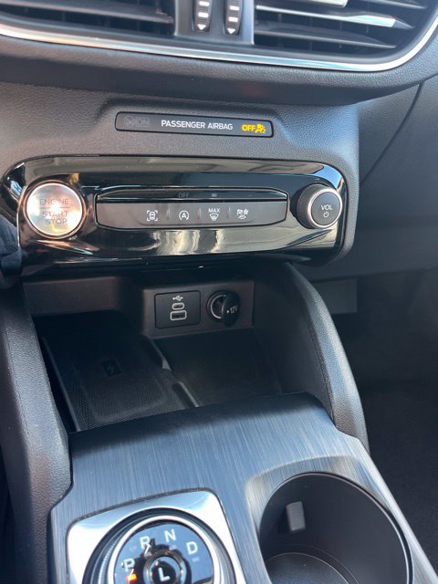 Used 2025 Ford Escape Platinum AWD/4WD image 50