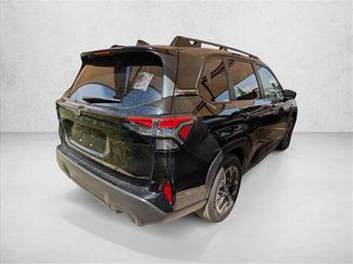 Used 2025 Subaru Forester Premium AWD/4WD video 4