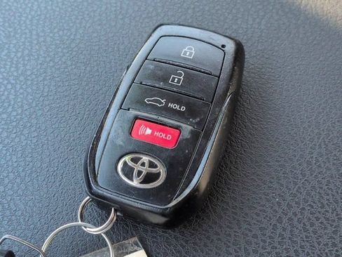 Used 2025 Toyota Camry LE FWD image 25