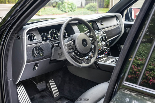 Used 2021 Rolls-Royce Cullinan Black Badge AWD/4WD image 44