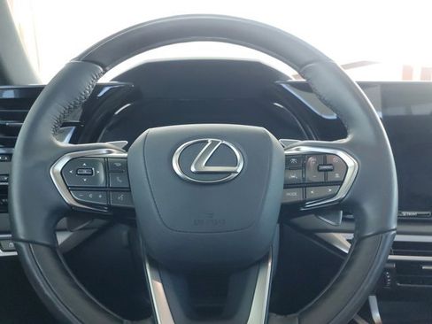 Used 2023 Lexus RX 350 Premium image 23