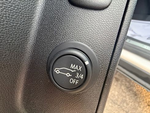 Used 2022 Chevrolet Equinox Premier image 20