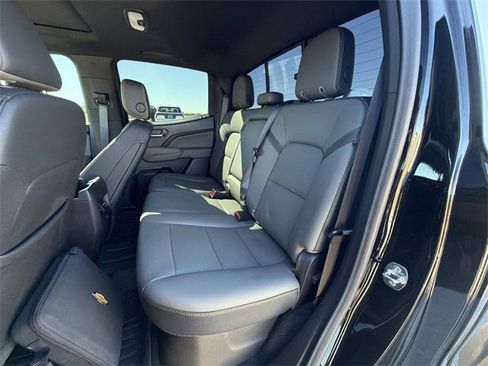 Certified 2024 Chevrolet Colorado ZR2 w/ ZR2 Convenience Package III image 24